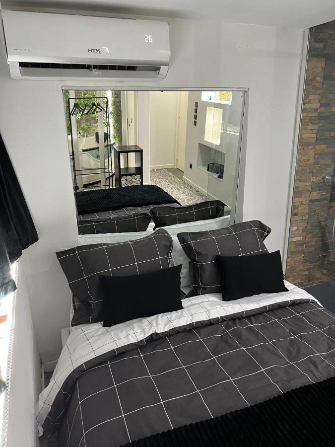 Modern Room With Indoor Shower Near The River - Quarto Moderno Com Duche Interior Proximo Da Ribeira Vila Nova de Gaia Luaran gambar