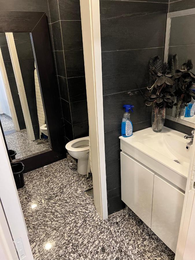 Modern Room With Indoor Shower Near The River - Quarto Moderno Com Duche Interior Proximo Da Ribeira Vila Nova de Gaia Luaran gambar